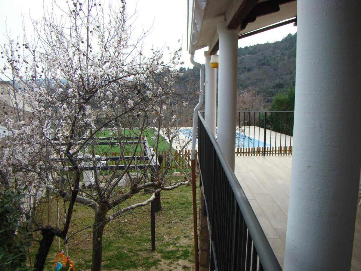 Chalet con piscina y BBQ para 10 personas San Martin de Valdeiglesias Bagian luar foto